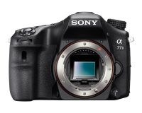 Digitalni fotoaparat  SONY ILCA77M2 Alfa 77 serije A s senzorjem polnega formata.