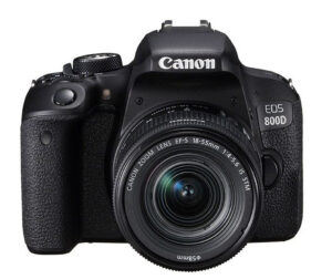 CANON EOS 800D + EF-S 18-55 STM