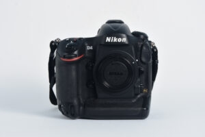 NIKON D4 - RABLJEN NIKON D4 - RABLJEN