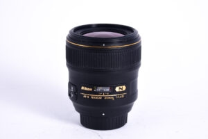 NIKON objektiv NIKKOR AF-S 35/1,4G - RABLJEN NIKON objektiv NIKKOR AF-S 35/1,4G - RABLJEN