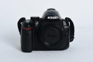 NIKON D5000 ohišje -rabljeno NIKON D5000 ohišje -rabljeno