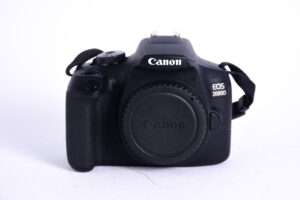 CANON EOS 2000D - rabljen CANON EOS 2000D - rabljen