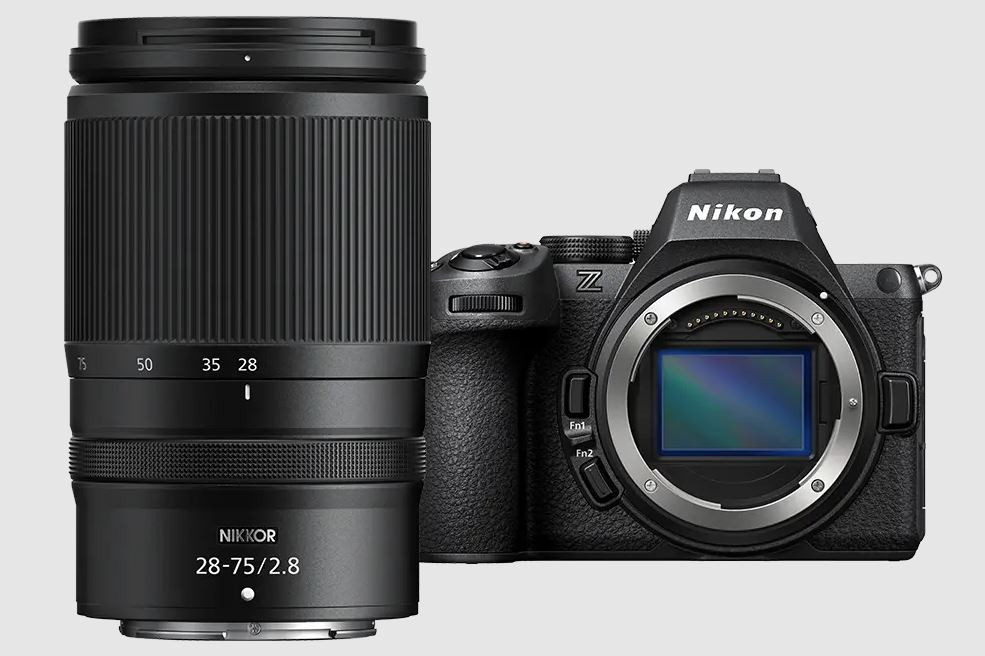 Nikon Z5 II + Z 28-75/2,8 + Sandisk Extreme pro SDXC 256GB 200 MB/s U3 V30 gratis