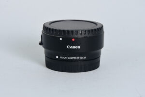 CANON adapter EF-EOS M -rabljen