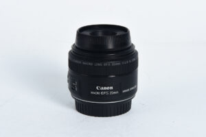 CANON objektiv EF-S 35/2,8 IS STM Macro -rabljen