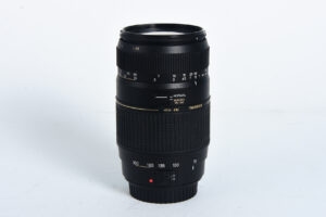 TAMRON objektiv 70-300/4-5,6 Di LD TELE-MACRO 1:2 (Canon EF) -rabljen