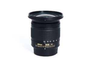 NIKON objektiv NIKKOR AF-P DX 10-20/4,5-5,6G VR -rabljen