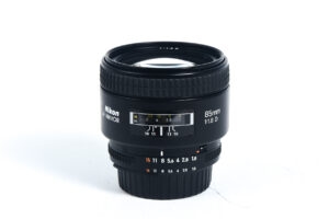 NIKON objektiv NIKKOR AF 85/1,8D -rabljen