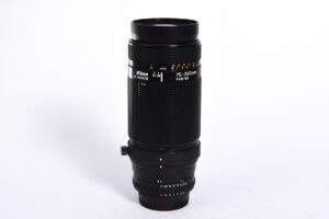 NIKON objektiv NIKKOR AF 75-300/4,5-5,6 -rabljen
