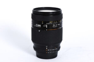 NIKON objektiv NIKKOR AF 35-70/2,8D -rabljen NIKON objektiv NIKKOR AF 35-70/2,8D -rabljen