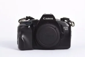 Canon EOS 850 -rabljeno