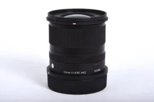 Sigma objektiv 12/1,4 DC Contemporary (Canon RF) -rabljen