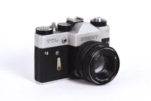 Zenit TTL + Helios 58/2 -rabljeno