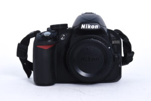 Nikon D3100 -rabljen