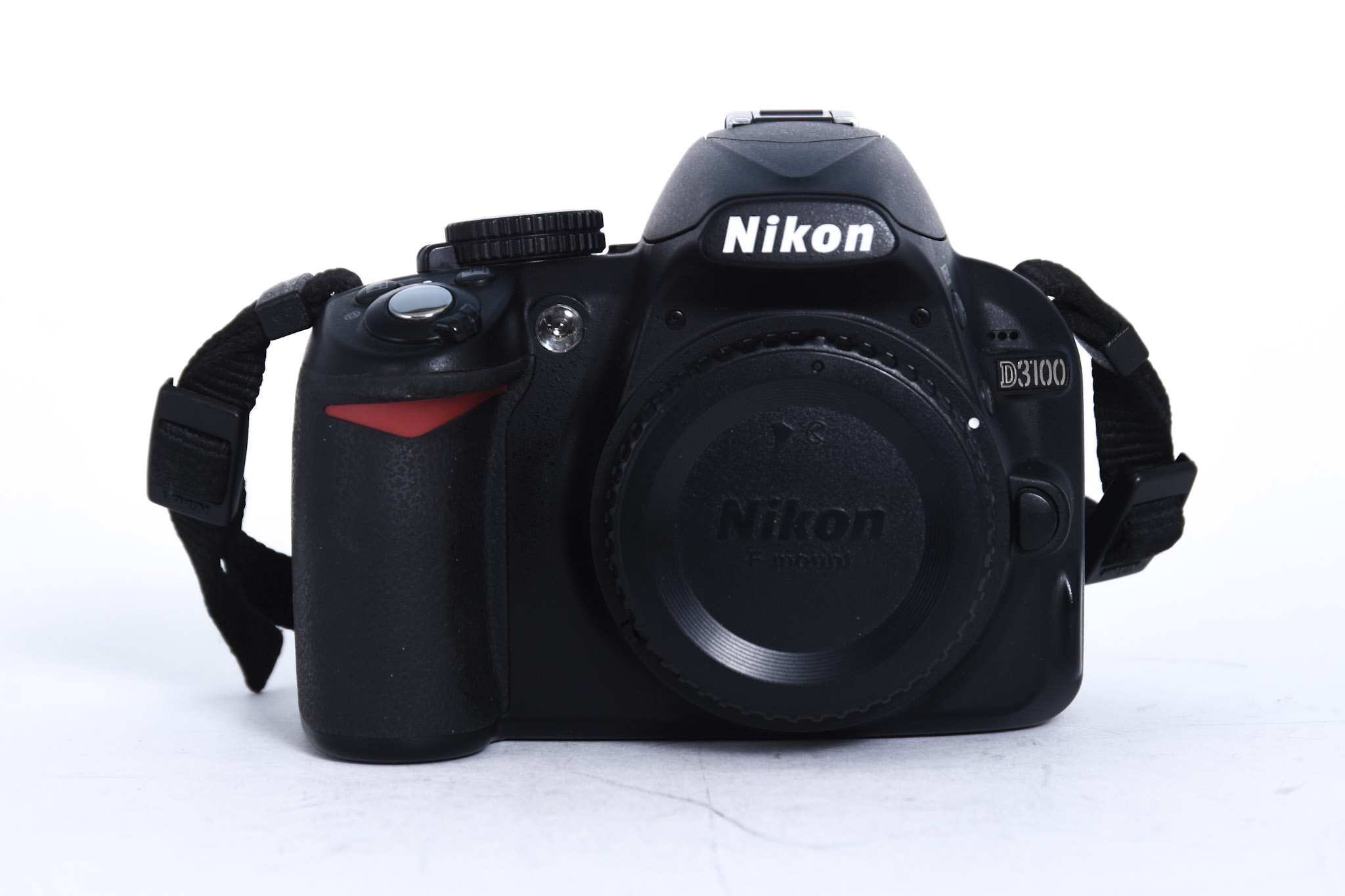 Nikon D3100 -rabljen