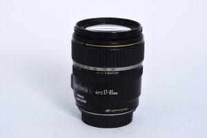 CANON objektiv EF-S 17-85/4-5,6 IS USM -rabljen
