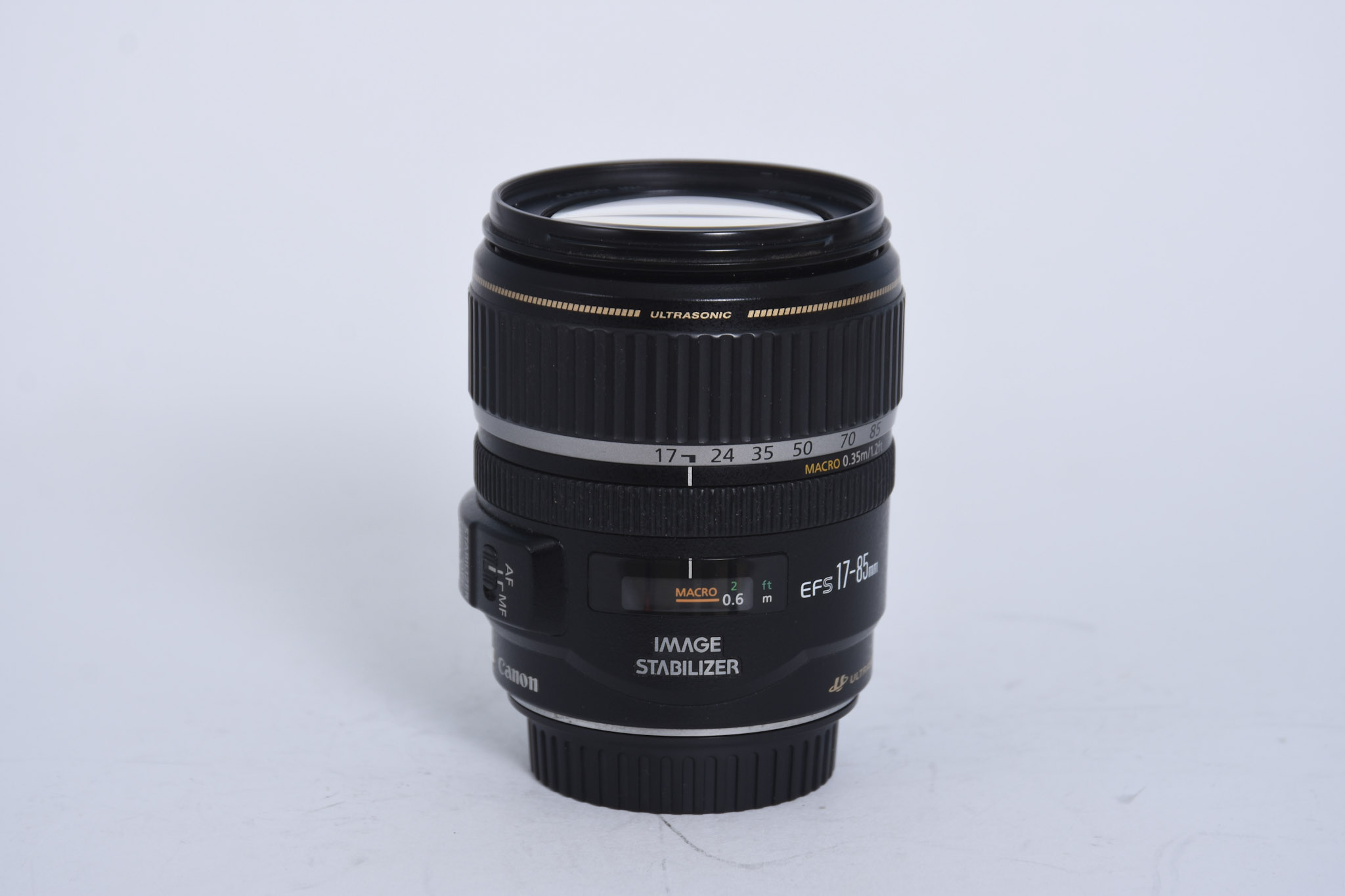 CANON objektiv EF-S 17-85/4-5,6 IS USM -rabljen CANON objektiv EF-S 17-85/4-5,6 IS USM -rabljen